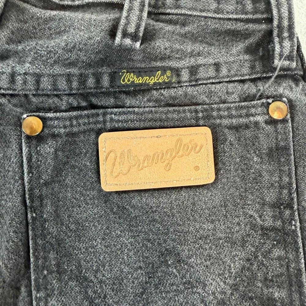 Vintage Wrangler 13MBKM Black Denim Cut Off‎ Shorts USA Womens 27 High Rise
